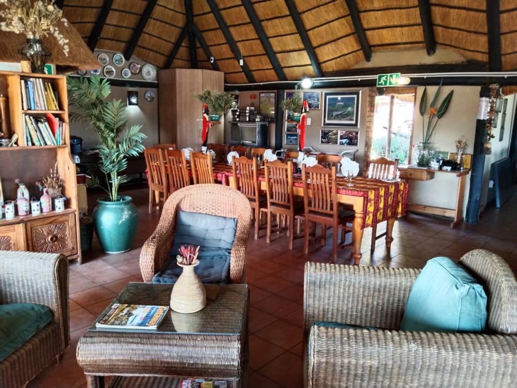 Tranquillity Day Spa & Lodge Baviaanspoort Exteriör bild