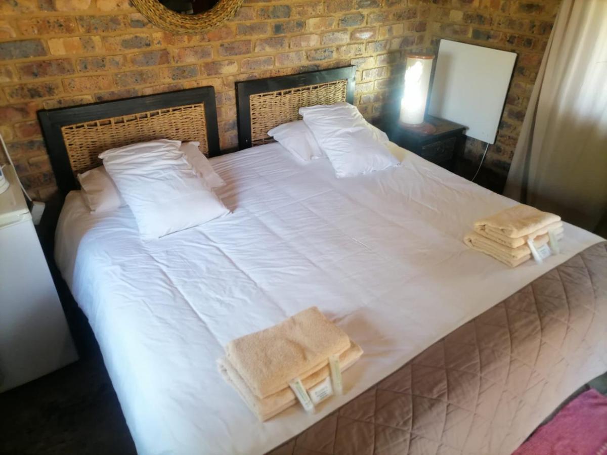 Tranquillity Day Spa & Lodge Baviaanspoort Exteriör bild